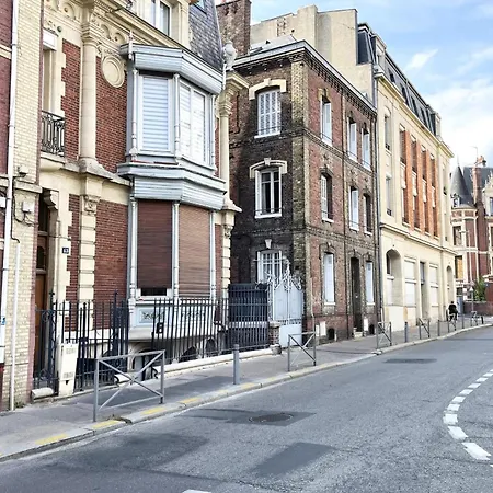 The Station - 50m Gare Apartment *