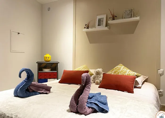 The Station - 50m Gare 公寓 *